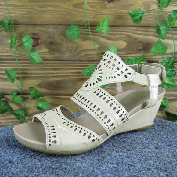 Naturalizer Women Shaw Gladiator Beige Synthetic Sz 6.5 Medium Gently Used 2025‎ - Picture 1 of 7